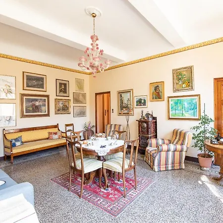 アパート Casa Anna ルッカ